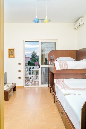 Room - Twin Villa in Tragjas, Albania (Tragjas)