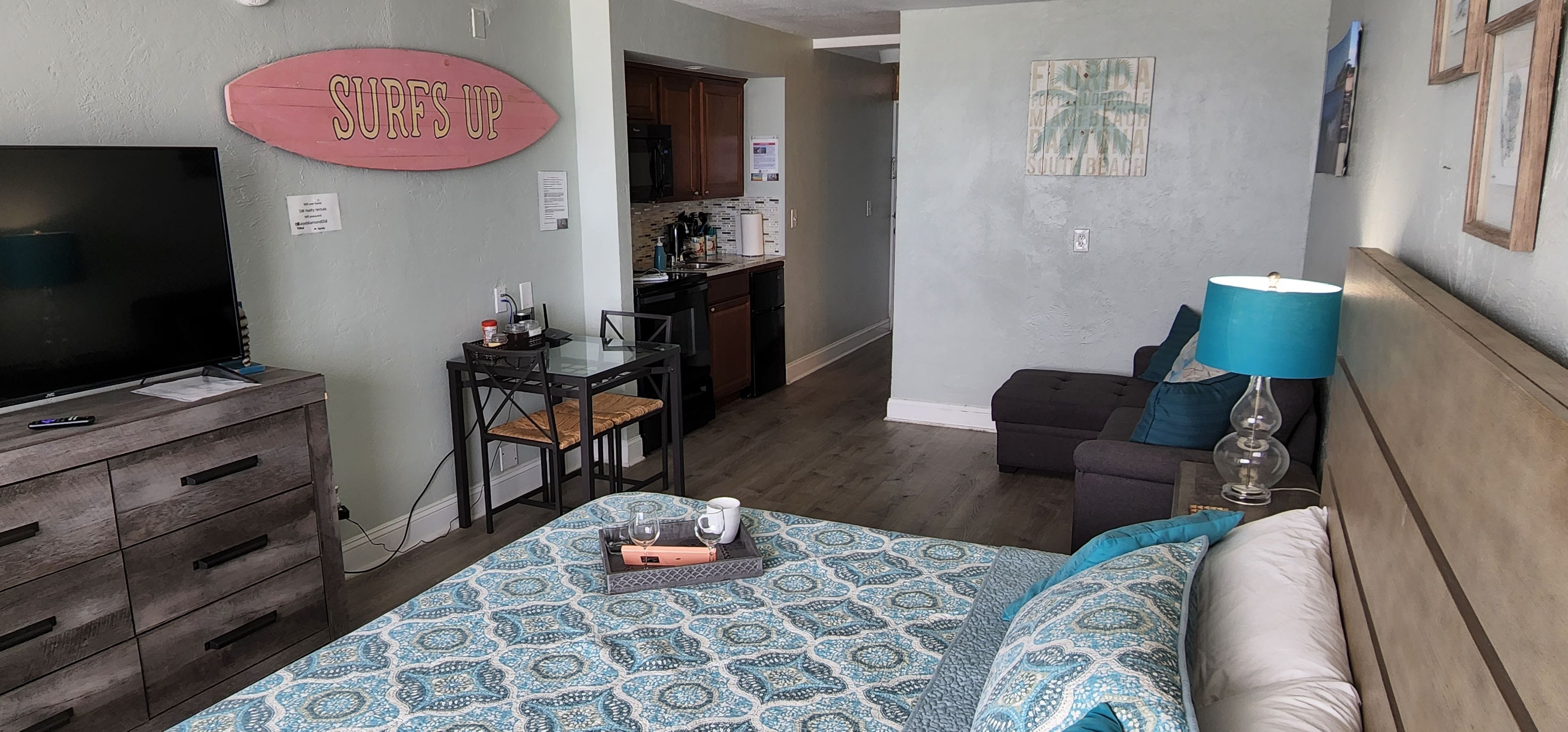 Iron/ironing board, WiFi (free), bed sheets