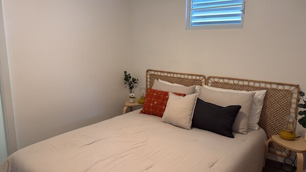 Room - Perfect 1-bedroom studio with AC in enjoyable Carolina (Carolina)