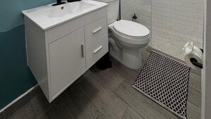 Bathroom - Perfect 1-bedroom studio with AC in enjoyable Carolina (Carolina)