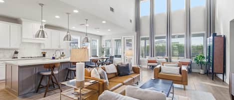 House | 4 bedrooms, high-speed internet