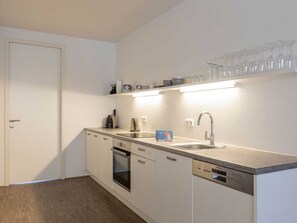 Ảnh chưa phân loại, 3 trong số 31 ảnh, nút
