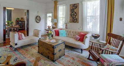 Shop, Dine, Explore Dtwn! Walkable Farmington Home