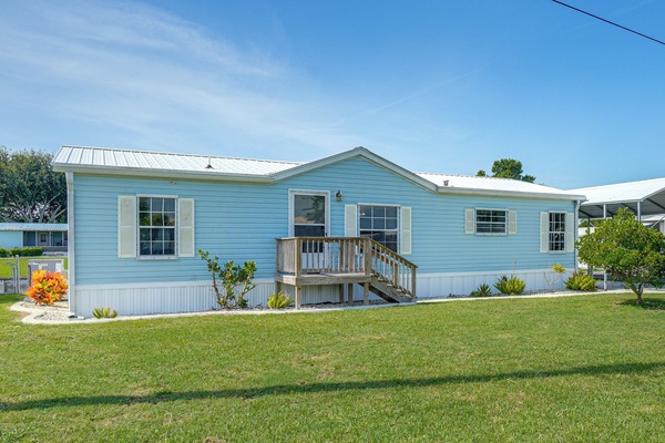 House (3 Bedrooms) | Front of property