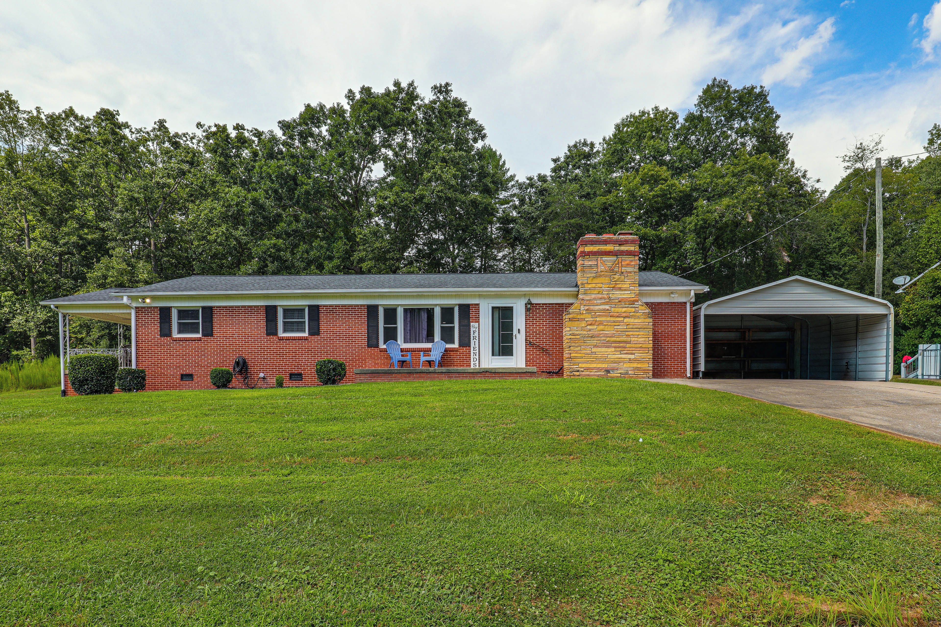 House (3 Bedrooms) | Front of property