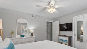 Room - Villas on the Gulf #G7 | Pool Views and Beach Access (Pensacola Beach)