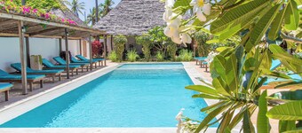 Pingwe Beach Apartments