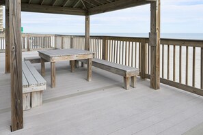 Outdoor dining - 2 Bedroom Oceanfront Condo, Elevator & Shared Pool in Gareden City! Sea Oaks 206 (Garden City)