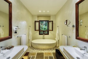 Unclassified image, 3 of 5, button - JH Villa Estate (Thalpe)