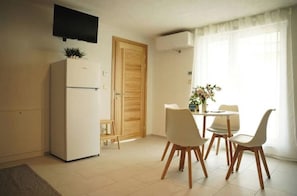 Dining - Vrbo Property (Reutlingen)