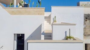 Exterior - Holiday Home 'Casa Delle Rondini' with Private Pool, Wi-Fi and Air Conditioning (Presicce-Acquarica)