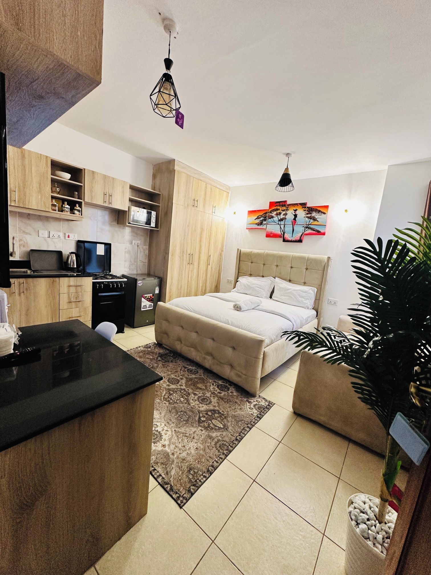 Iron/ironing board, WiFi (free)