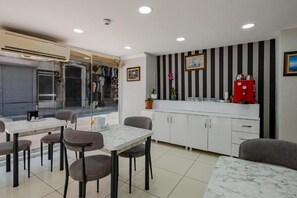 Tempat makan