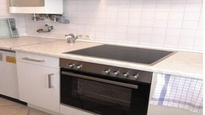 Private kitchen - Vrbo Property (Reutlingen)