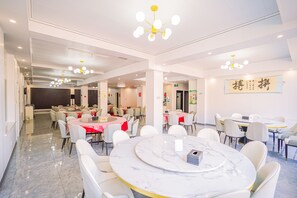 Ảnh chưa phân loại, 5 trong số 33 ảnh, nút