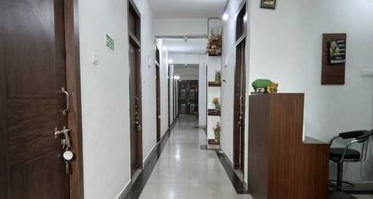 Deluxe Utsav Inn