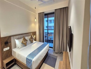 Ảnh chưa phân loại, 3 trong số 29 ảnh, nút