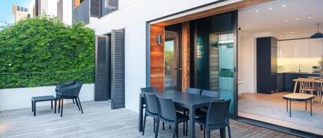 Comfort Apartment, 1 Bedroom, Mountain View | Outdoor dining