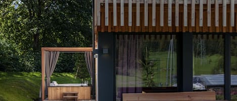 Chalet | Outdoor dining