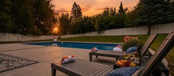 Little Haven Retreat & Heated Pool