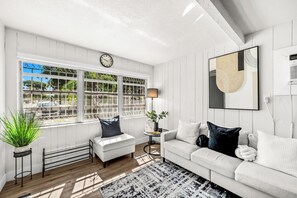 Living area - Home Sweet Home - Units 1 & 2 (North Miami)