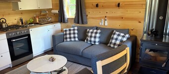 Timberland Hideout in Ozarks-5 min from Barren Creek, 10 min from Current River.