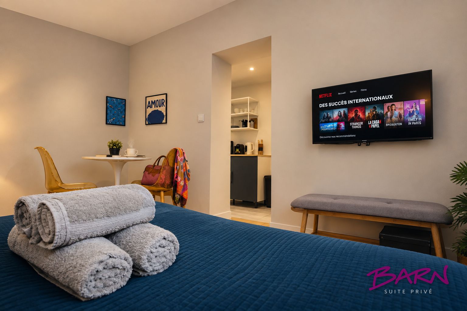 Iron/ironing board, WiFi, bed sheets
