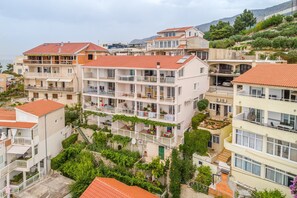 Exterior - Apartments Hope - Standard One-bedroom Apartment With Terrace and Sea View (Dugi Rat)