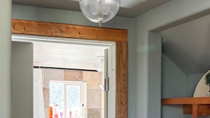 Cabin, Mountain View | Bathroom - Ricks Mountain Retreat (Sedalia)