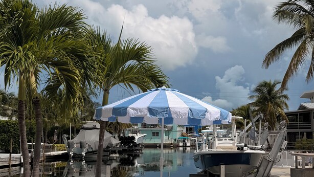 Terrace/patio - Tavernier Creek Hideaway~ Boater's Paradise in the Florida Keys (Tavernier)