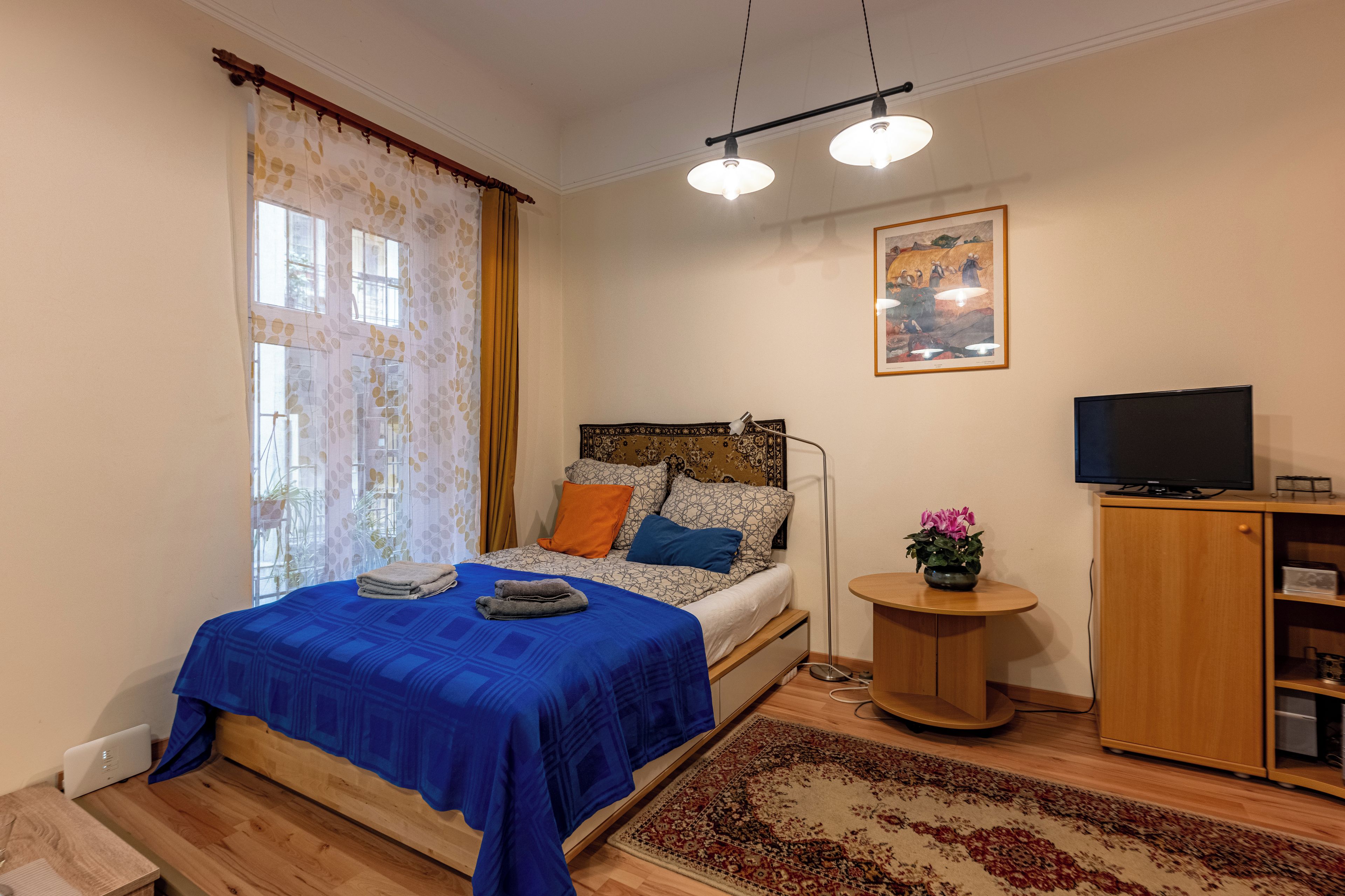 1 quarto, ferros/tábuas de passar roupa, Wi-Fi, roupa de cama