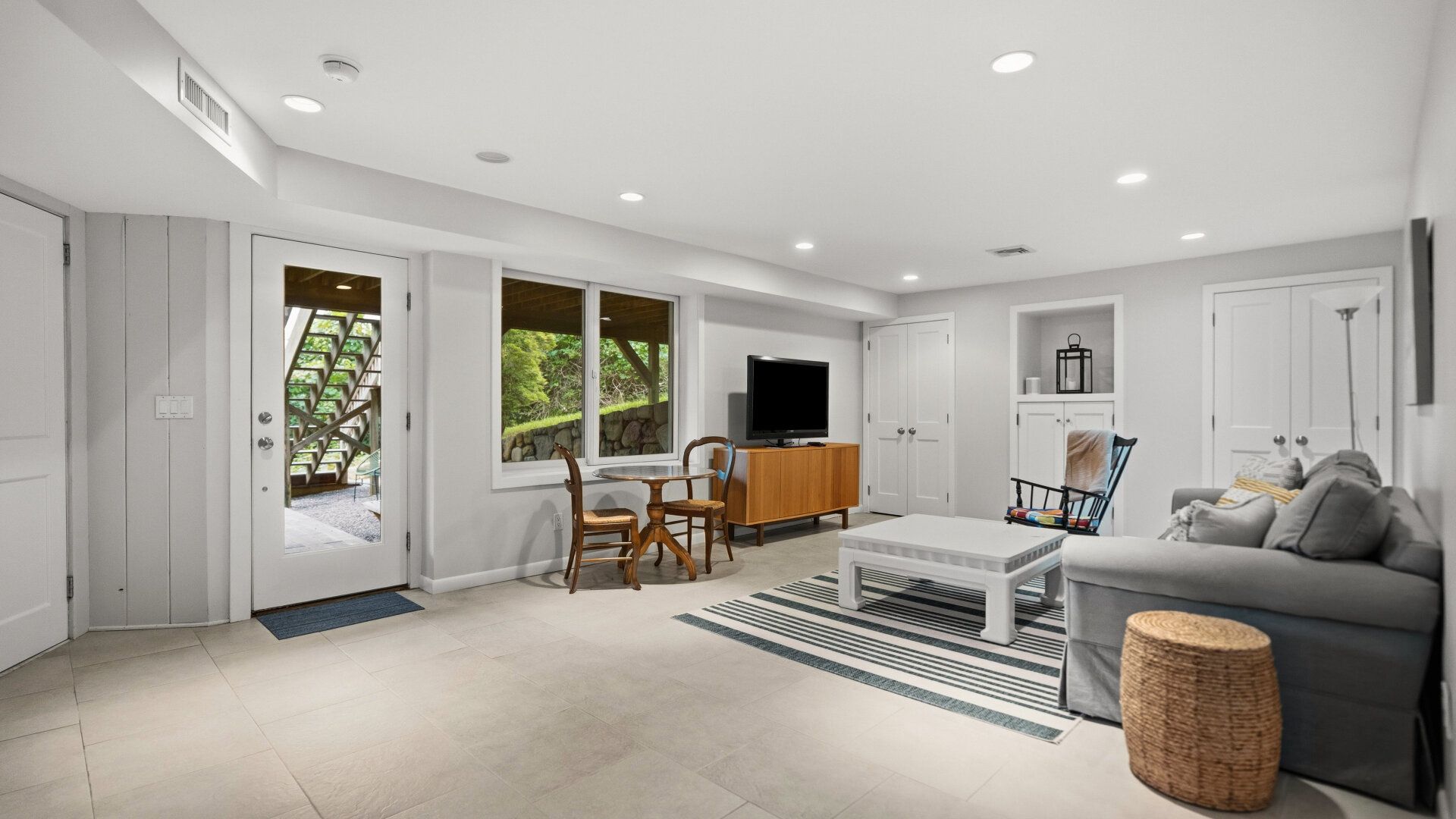 Updated Montauk Retreat With Breathtaking Ocean Views And Effortless... - Montauk, NY