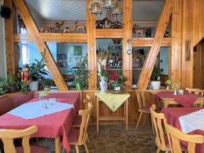 Dining - Hotel Zur Henne (Suhl)
