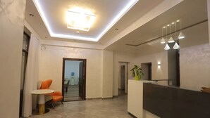 Lobby - Viva Hotel (Tashkent)