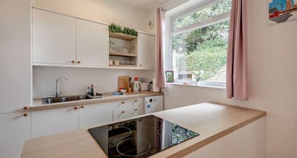 Host & Stay | The Green House