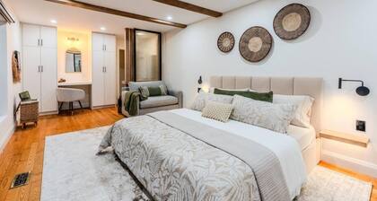 Cedar Suite At The Taiga Animal Sanctuary B&B