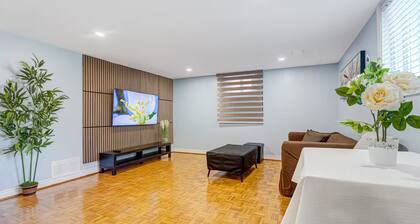 Scarborough Oasis • 2BR • Backyard • Free Parking