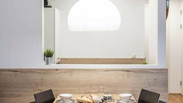 House | Dining