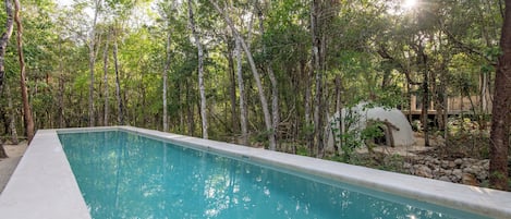 Alberca al aire libre