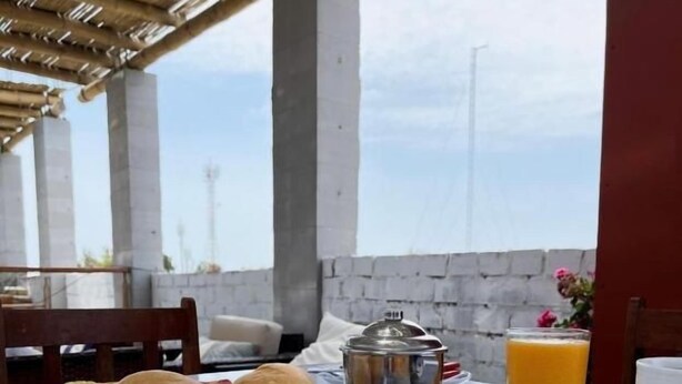 Outdoor dining - ISLA VELA PARACAS (Paracas)