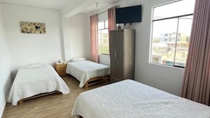 Family Room, Patio, Courtyard View | Desk, iron/ironing board (on request), free WiFi - ISLA VELA PARACAS (Paracas)
