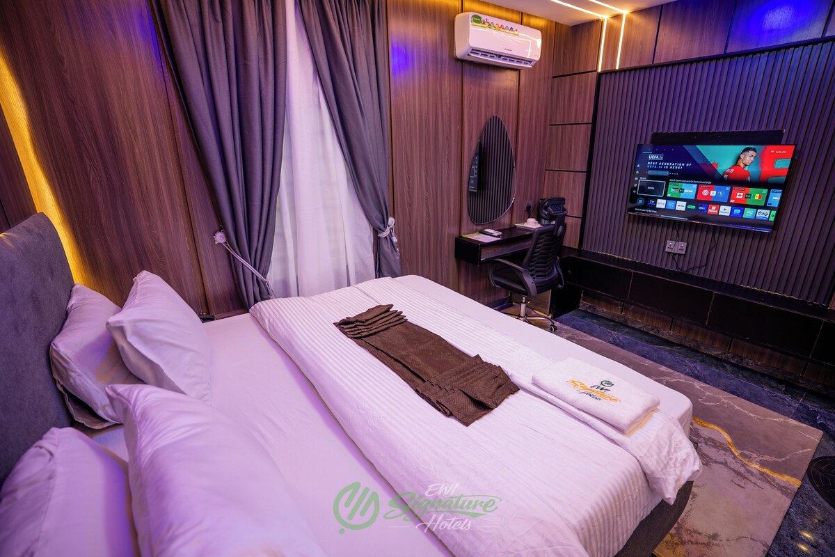 Luxury Single Room