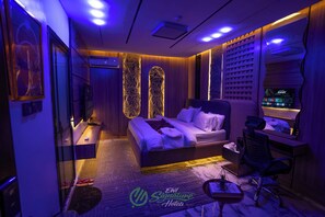 Unclassified image, 3 of 20, button - EWI SIGNATURE HOTELS & LOUNGE (UGHELLI)