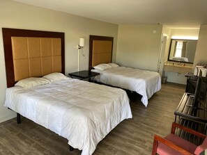 Unclassified image, 5 of 16, button - Glennville Inn LLC (Glennville)