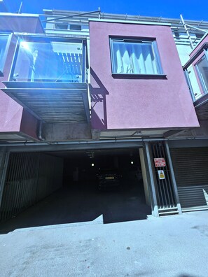 Exterior - The Coliseum (Cheltenham)