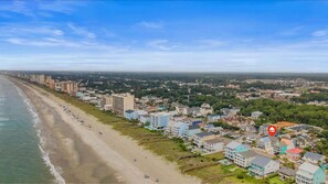Beach - Sunny Coastal Cottage Near the Beach (North Myrtle Beach)