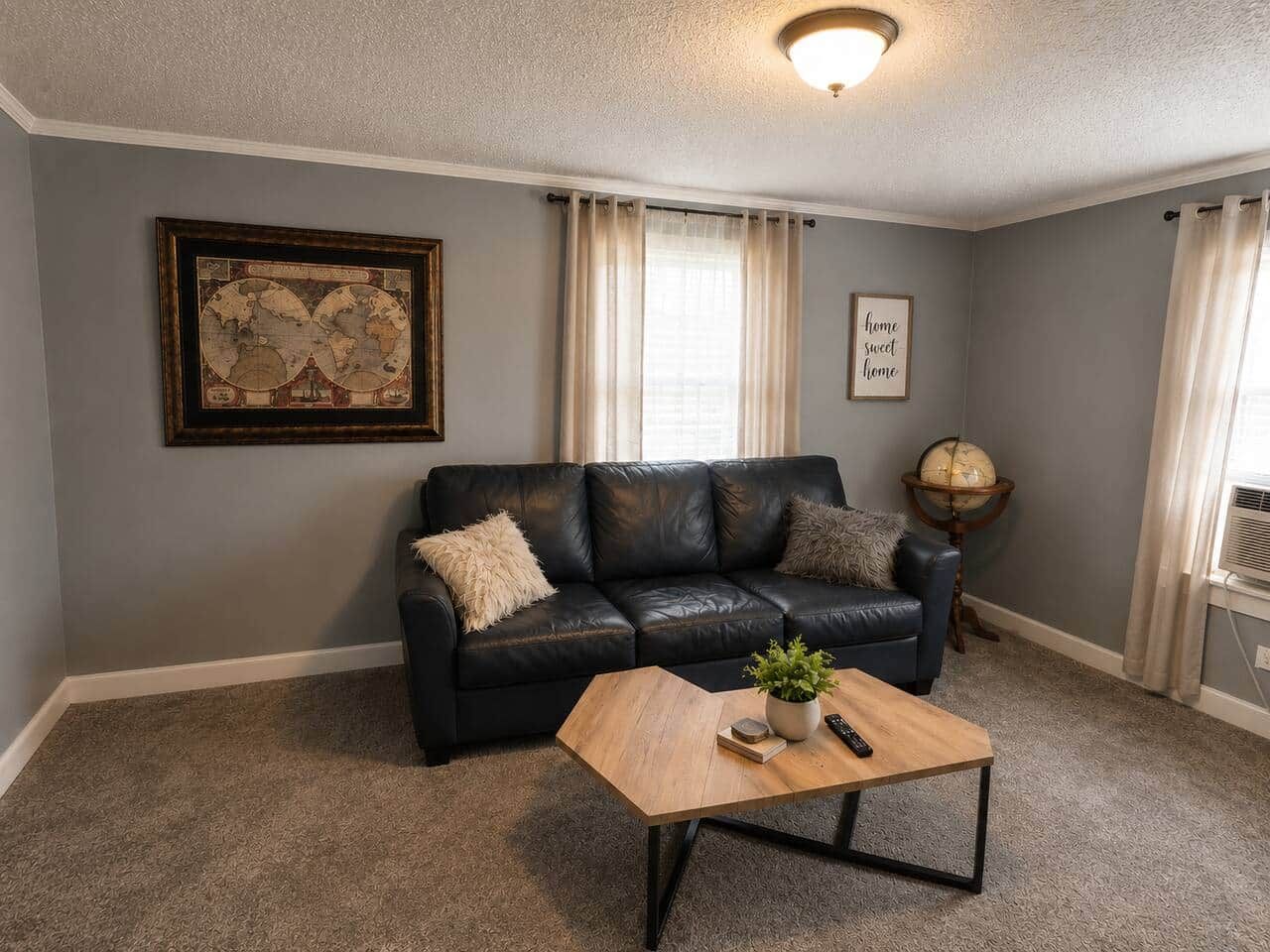 Historic Cheyenne Loft | Cozy & Convenient - Cheyenne, WY