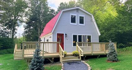 The Ravens Nest - your next retreat tucked into the woods of Woodford, Vermont