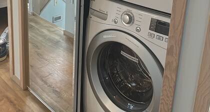 Bayside Beauty w 180 degree Water Views, Hot Tub, & EV Charger!