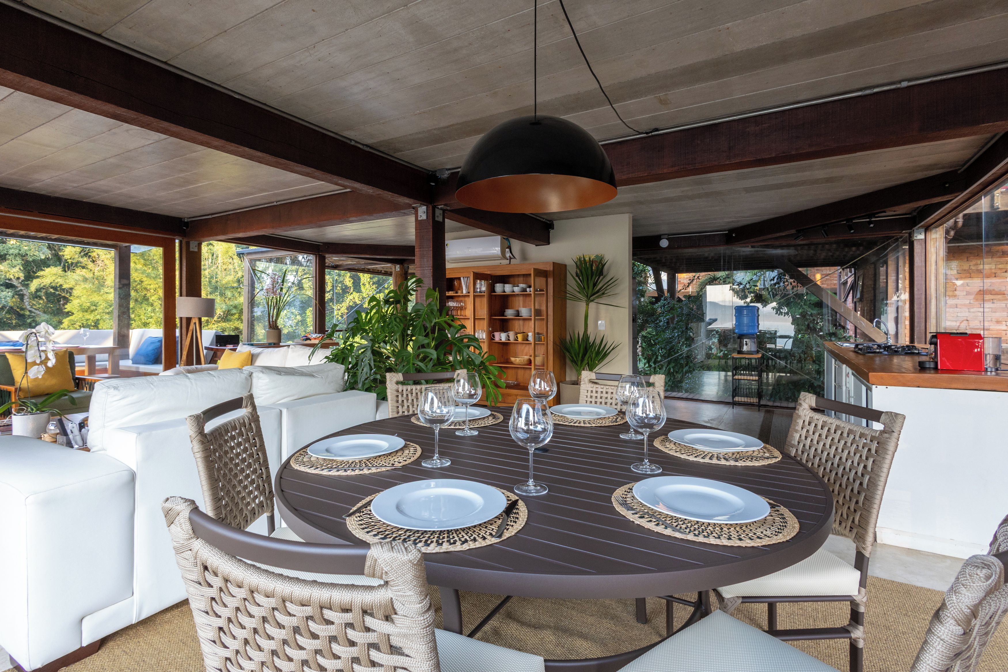 Comfort House, Beach View | Dining